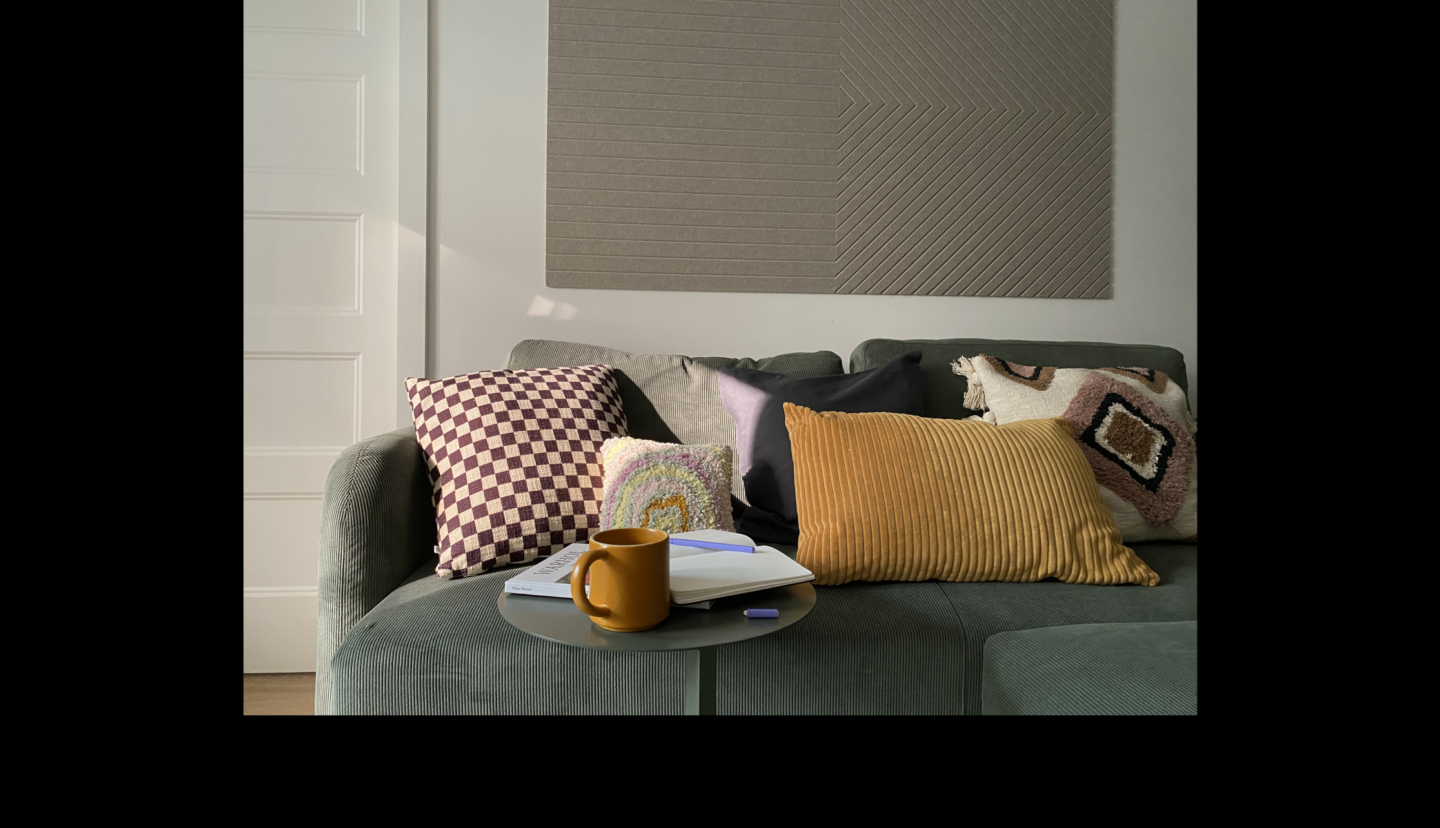 couch pillows details